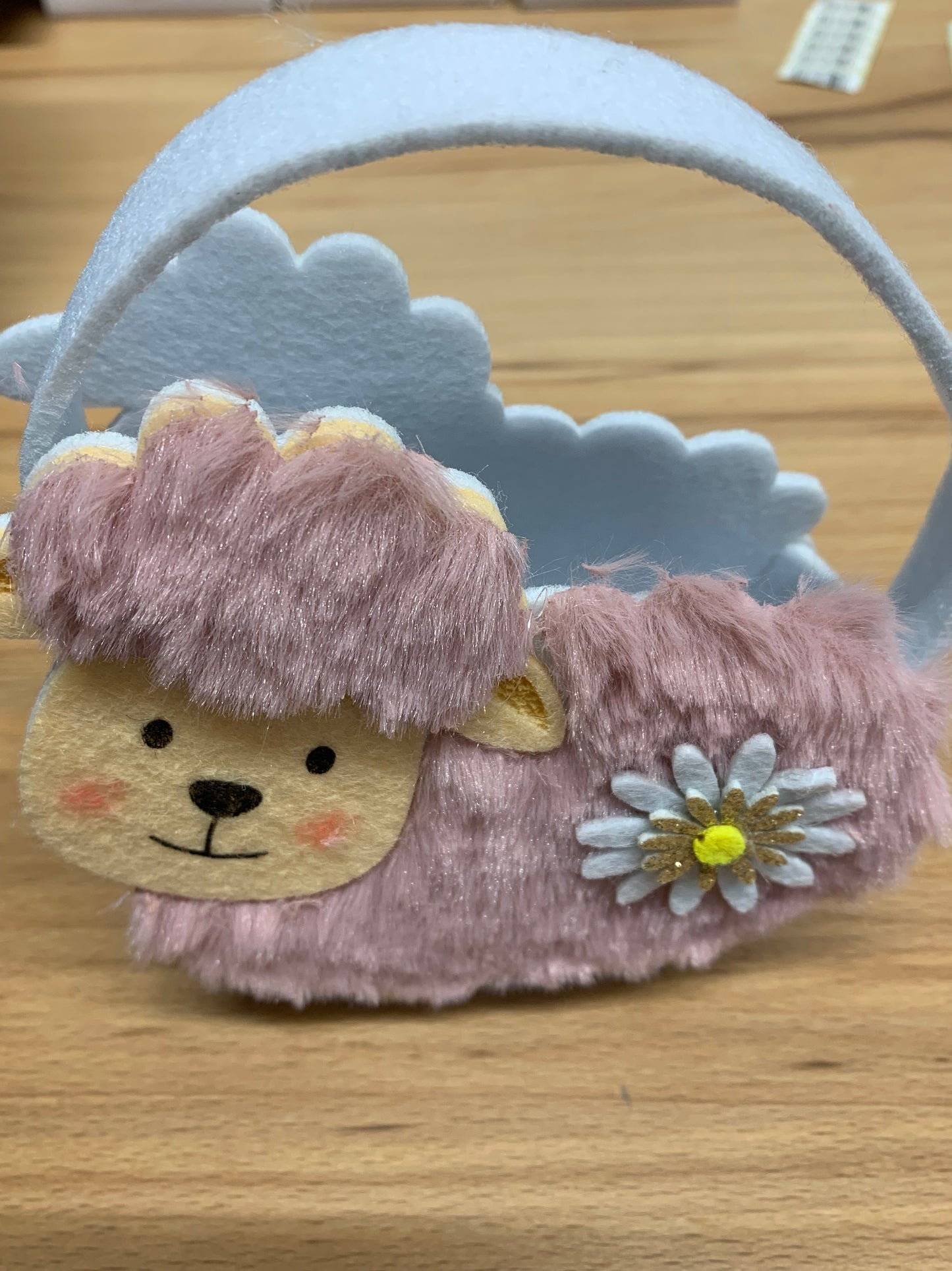 Tasche aus Stoff und Kunstfell