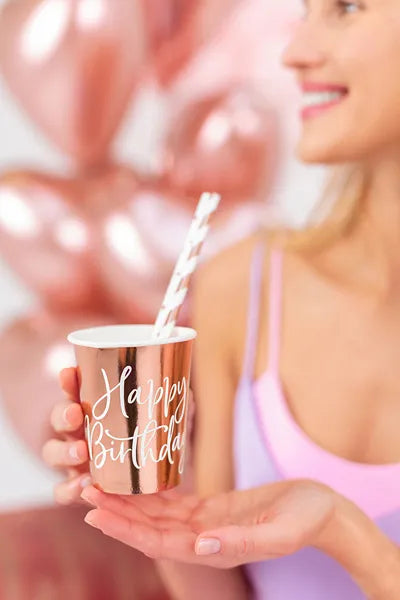 Becher Happy Birthday roségold, 260ml - Avaloon Party-Deko-Geschenke