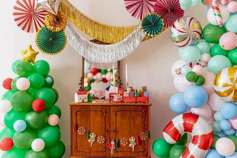 Girlande Quasten Dekoration für festliche Anlässe - Avaloon Party-Deko-Geschenke