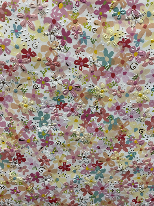 Geschenkpapier mit farbiger Blumen