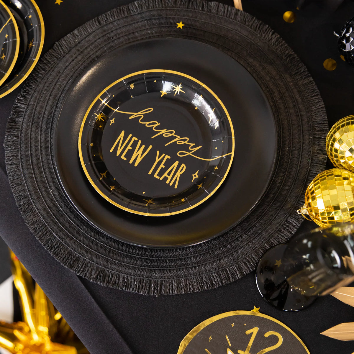 Teller „Happy New Year“ schwarz-gold – 18 cm, 6 Stück
