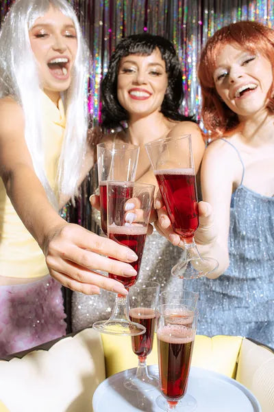 Plastik-Sektgläser, 150 ml - Avaloon Party-Deko-Geschenke