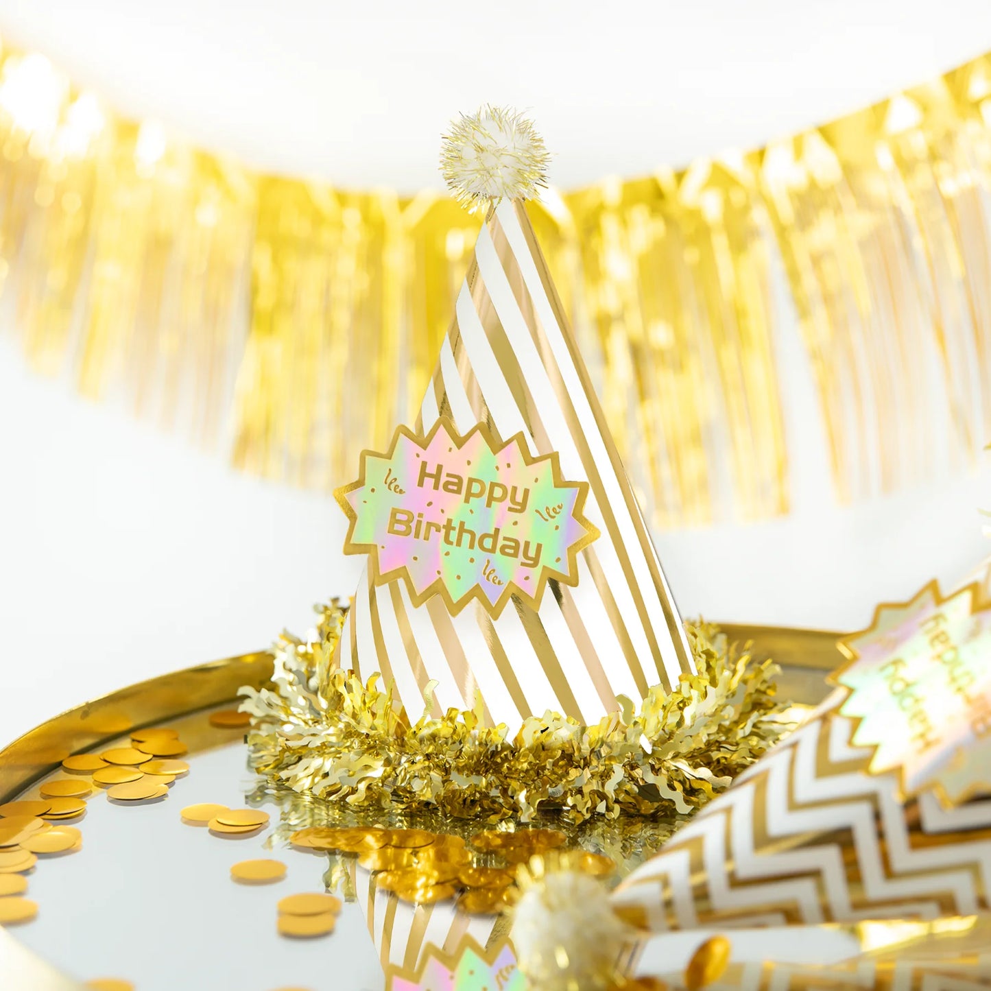 Geburtstags-Partyhüt Happy Birthday Weiss-Gold mit Pompon