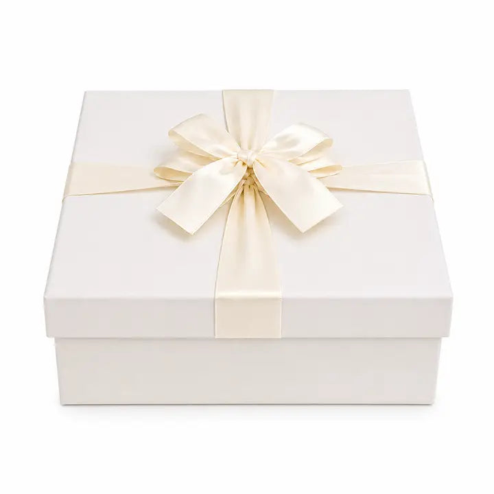 Quadratische Geschenkbox Elfenbein
